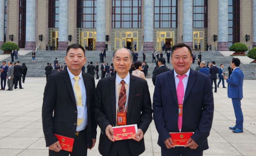 本会侨领受邀参加国庆75周年招待会