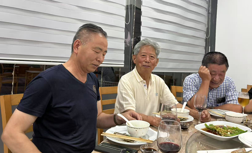 王存玉老会长看望波度奥度同仁